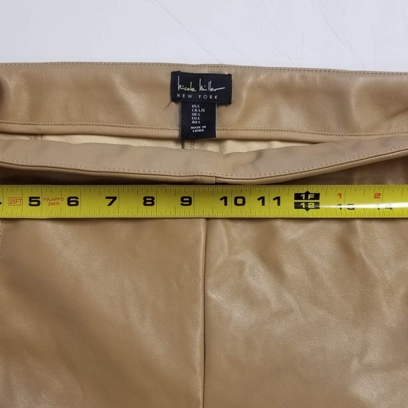 Nicole Miller New York Gold Faux Leather Elastic Waist Pants - Picture 3 of 6